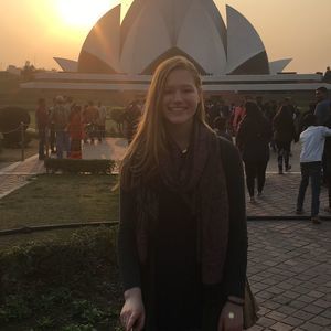 Meet your Posher, Kayla